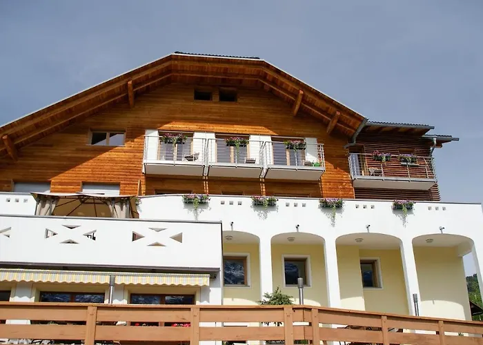 Garni Haus Valentin B&B